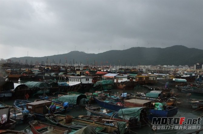 闸坡的海边.jpg
