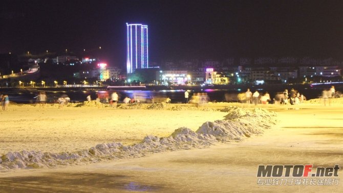 美丽的大角湾夜景.jpg