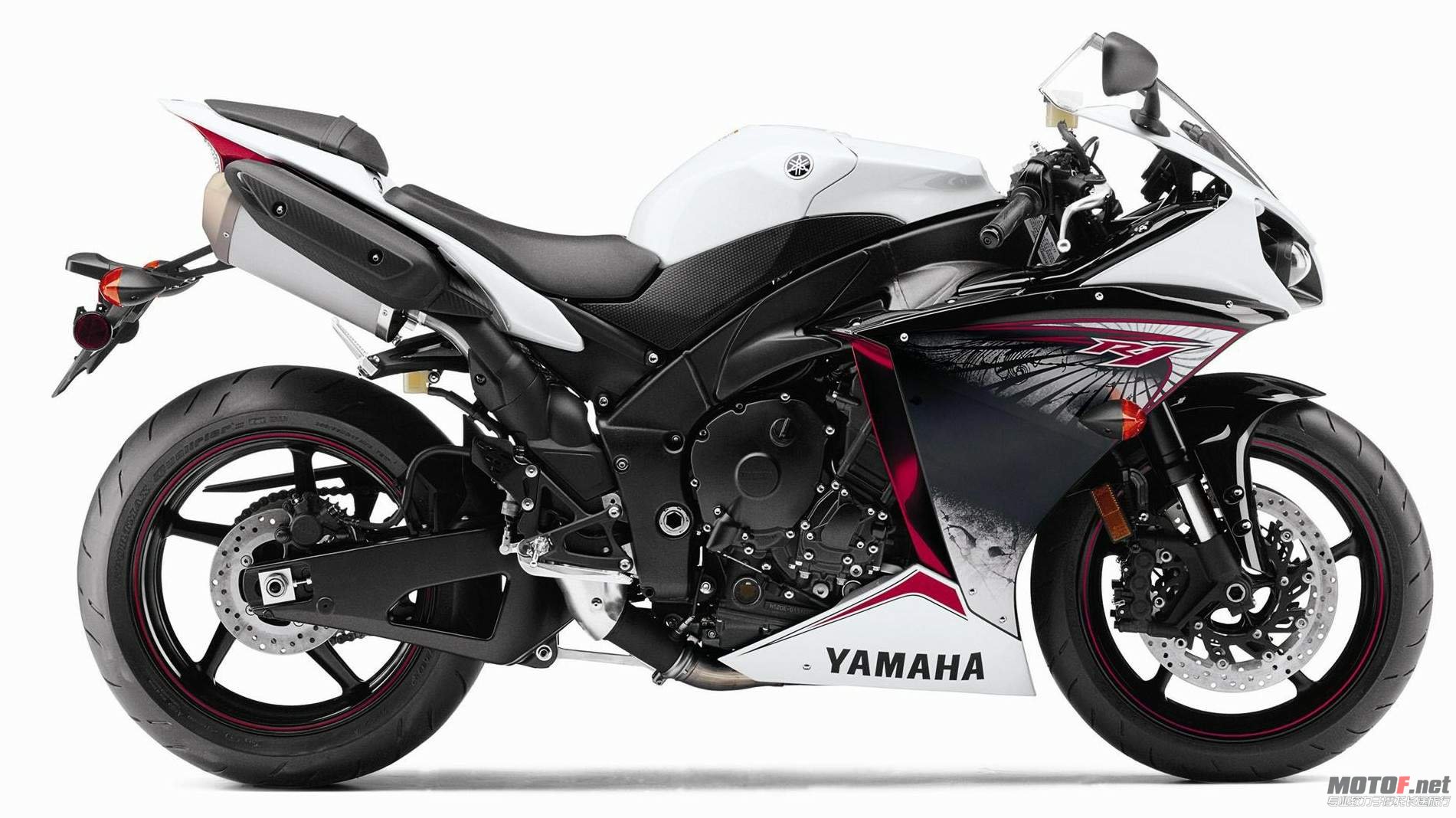 Yamaha R1  12  7.jpg