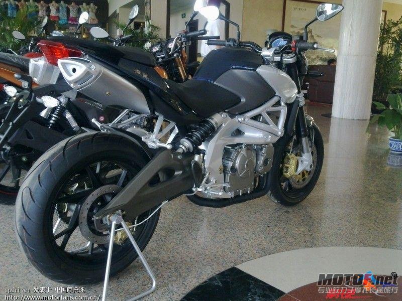 黄龙600.jpg
