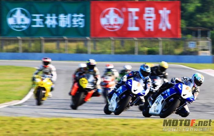 雅马哈车队表现出众，包揽车手、车队年度双冠_nEO_IMG.jpg