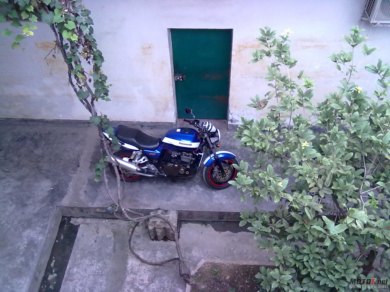 20111026209.jpg