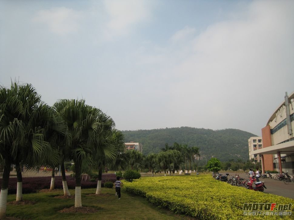 2011年10月29日参加室内模型赛吉林大学珠海分校 001.jpg