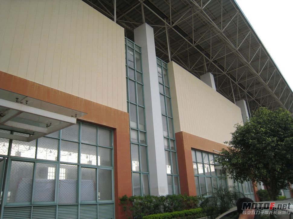 2011年10月29日参加室内模型赛吉林大学珠海分校 025.jpg