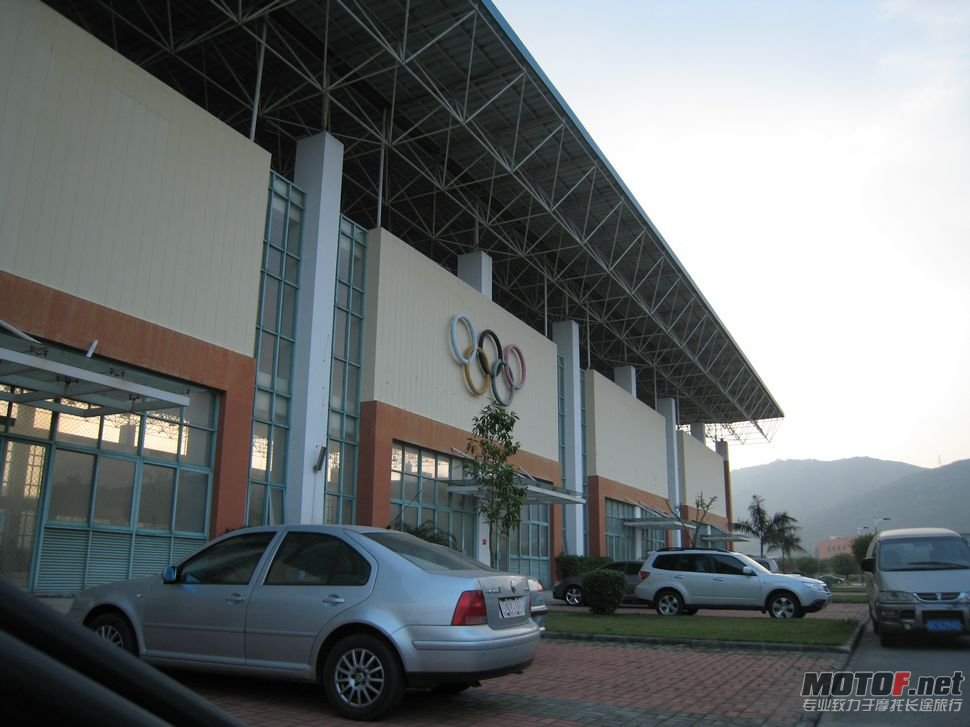 2011年10月29日参加室内模型赛吉林大学珠海分校 030.jpg