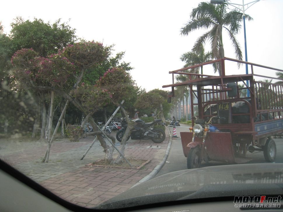 2011年10月29日参加室内模型赛吉林大学珠海分校 036.jpg