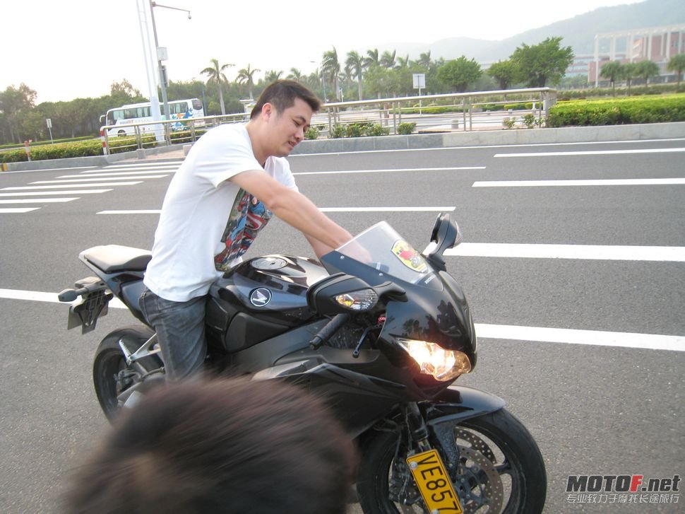 2011年10月29日参加室内模型赛吉林大学珠海分校 049.jpg