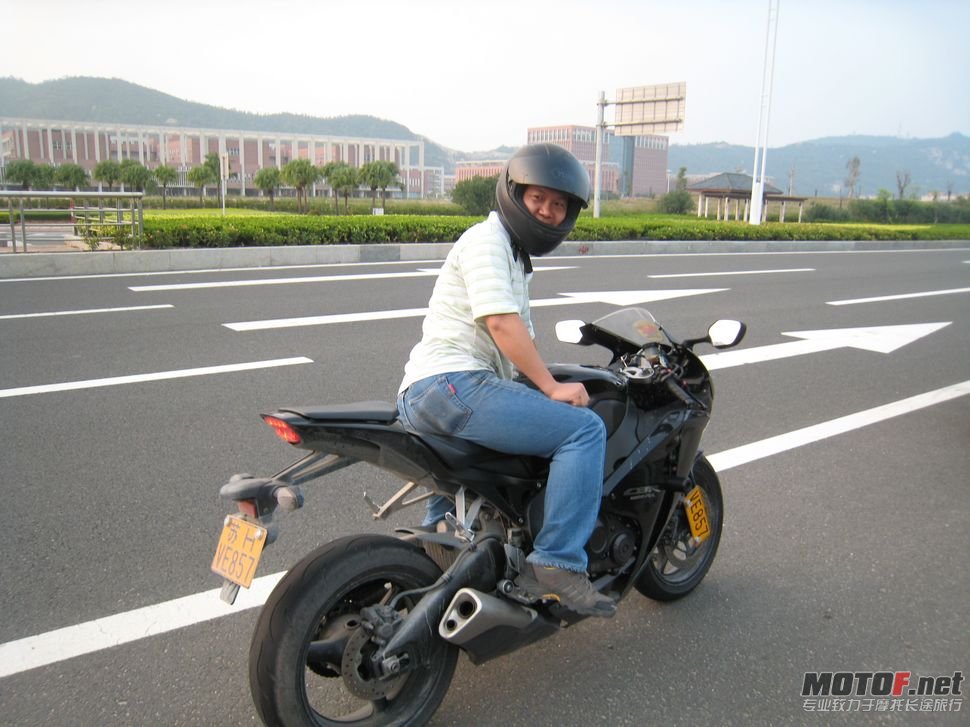 2011年10月29日参加室内模型赛吉林大学珠海分校 059.jpg