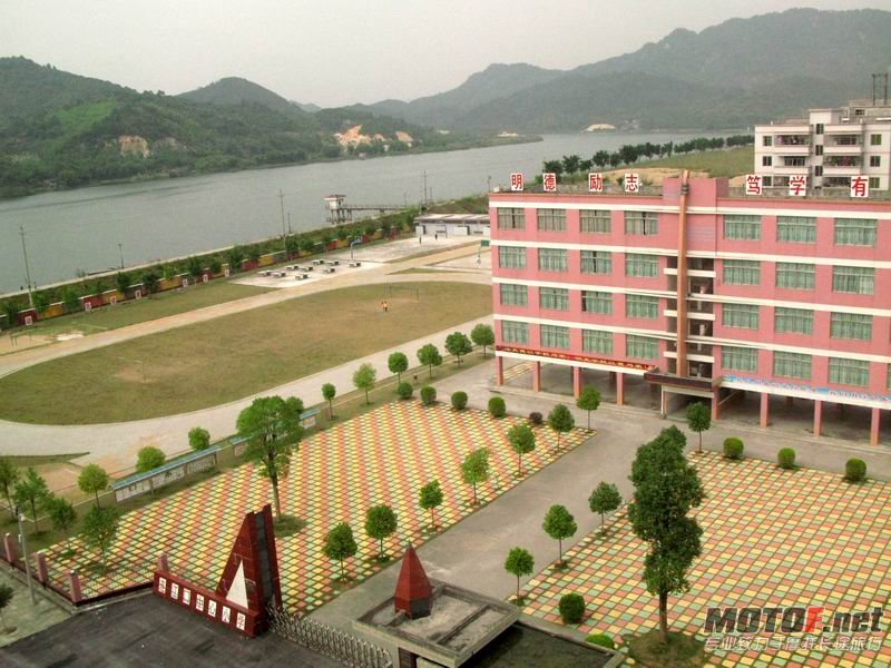 B 05.JPG
