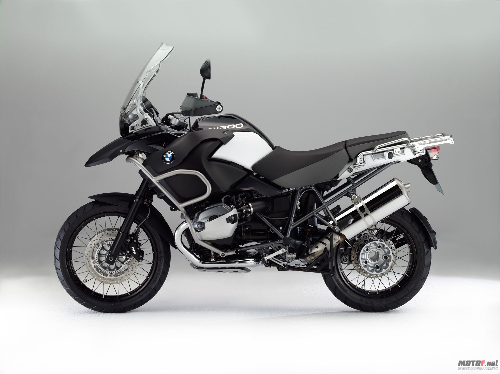 2012-BMW-R1200GSAdventure-TripleBlacka.jpg