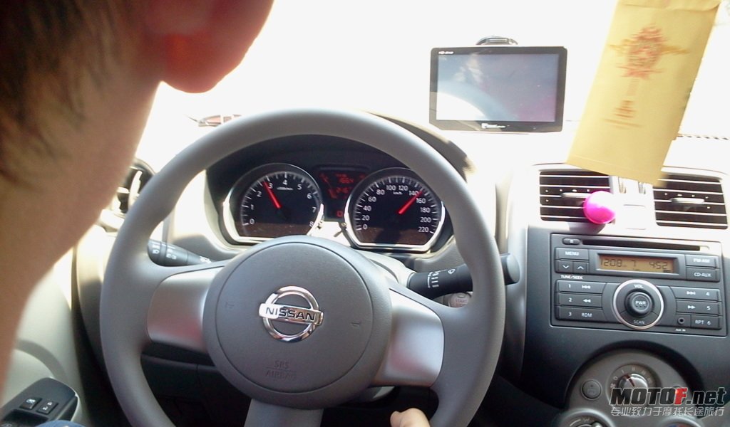 2011-11-03 12.12.41.jpg