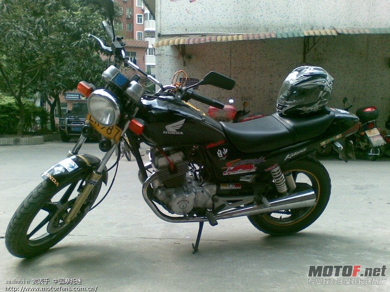 a2TOd5PZC7108.jpg