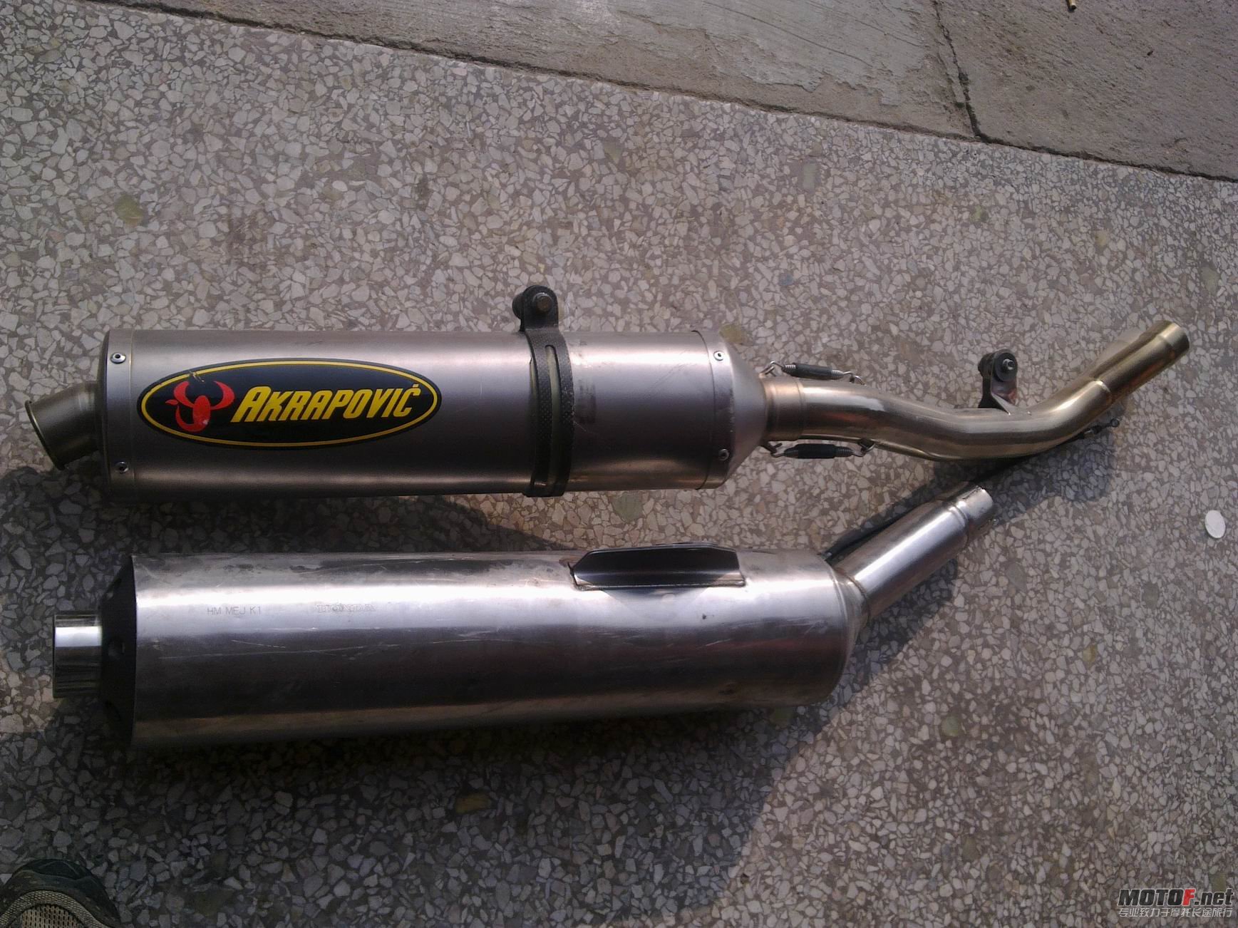 201111011995.jpg