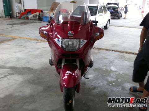宝马RT1100