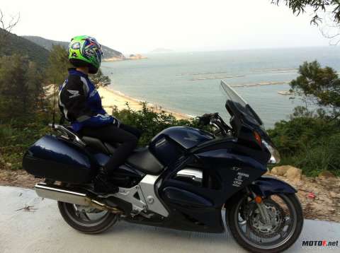 ST1300