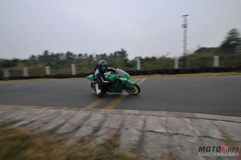 KR150