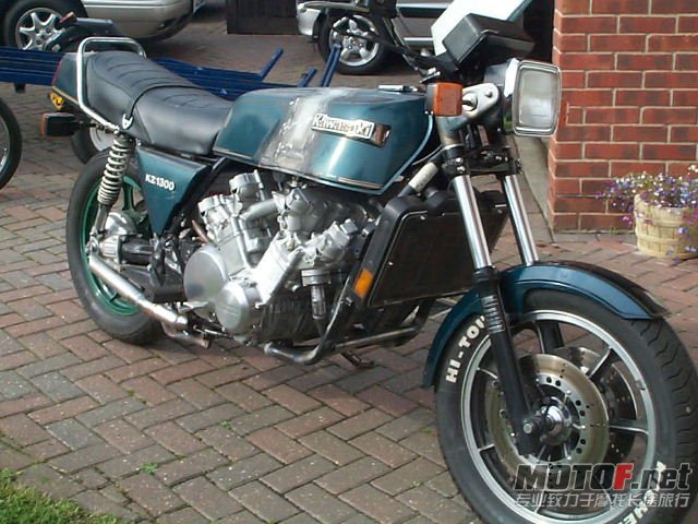 Z2300.2.jpg