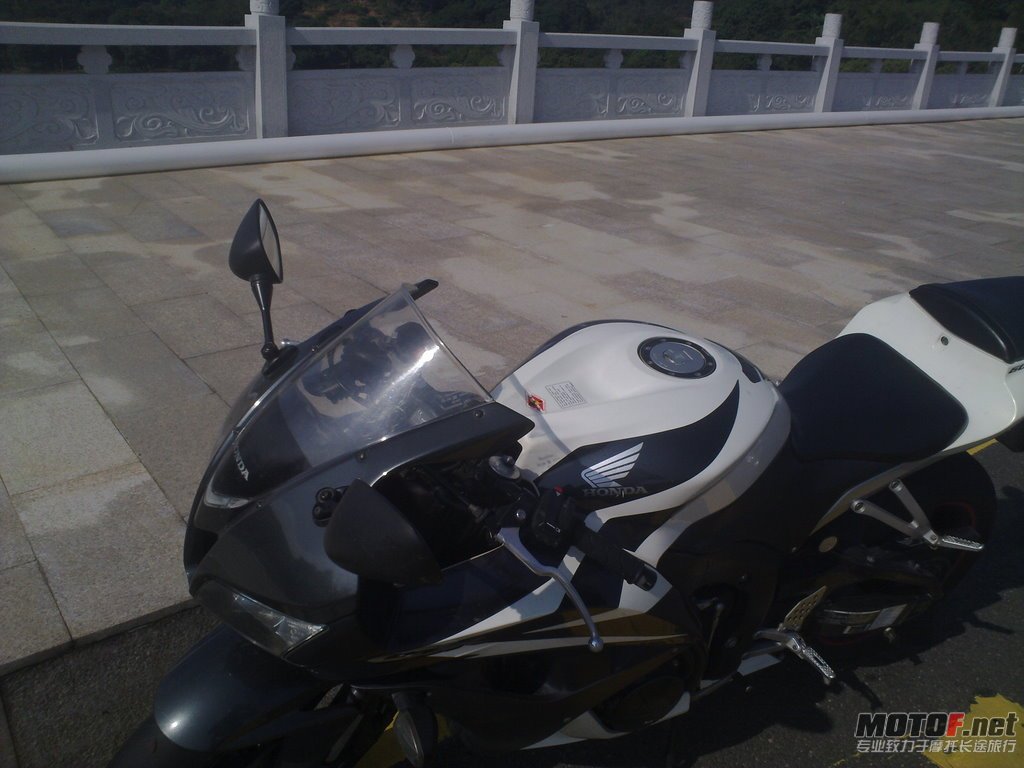 20111123271-1.jpg
