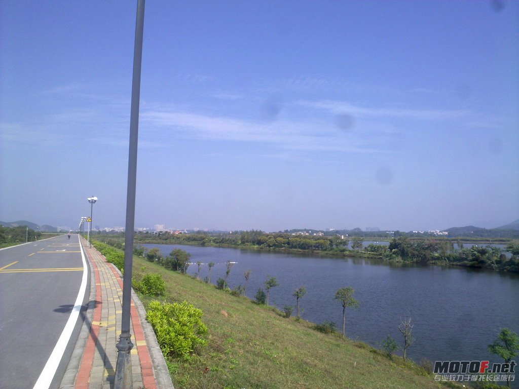 20111123275-1.jpg