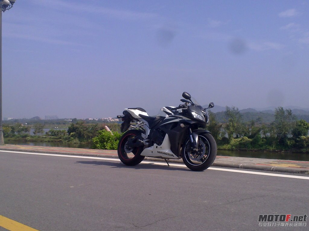 20111123279-1.jpg