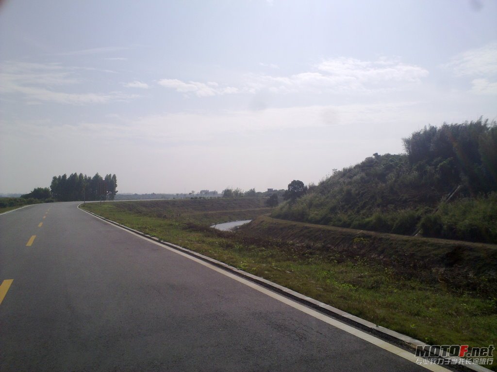20111123282-1.jpg
