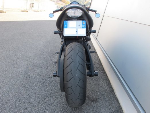 buell-1125-cr-black-mat-06-fe5be.jpg