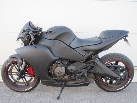 buell-1125-cr-black-mat-07-f1a4b.jpg