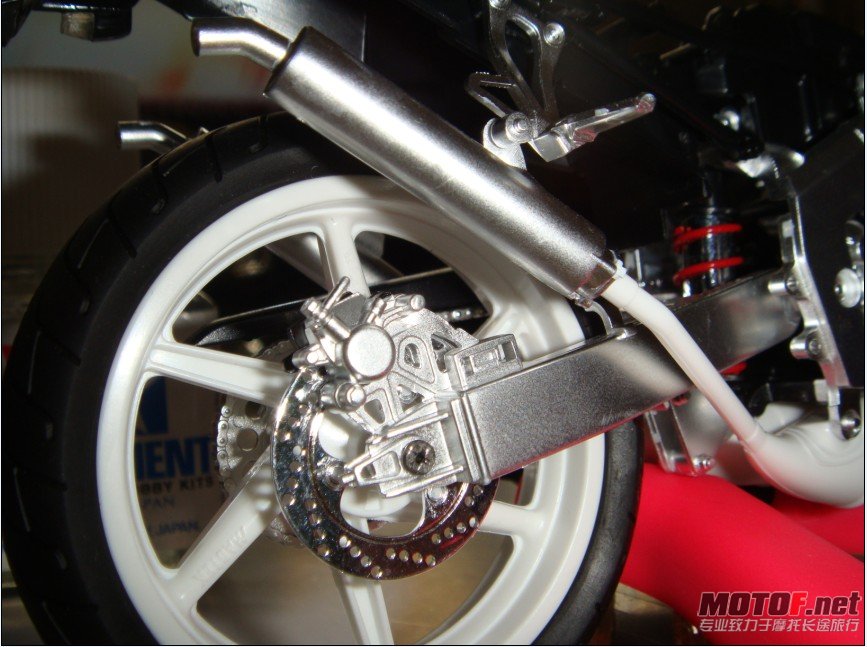 JPKR19(82SX`~B(Q%6Y}T`N.jpg