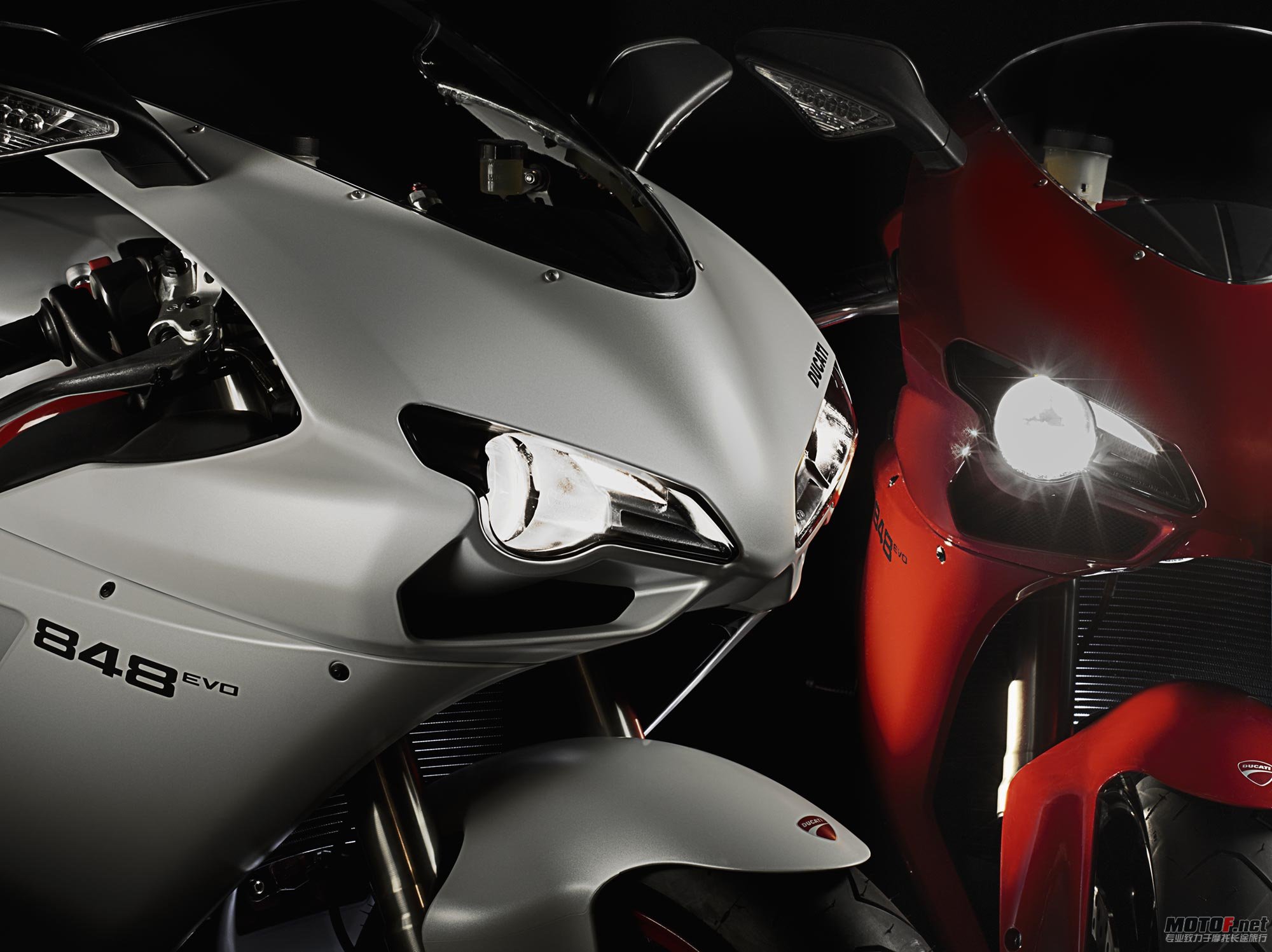 2012-Ducati-Superbike-1199-Luca-Bar-Design-2.jpg