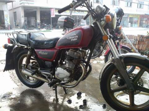 CM125