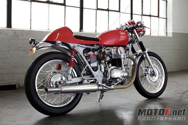 kawasaki-w650-custom1.jpg