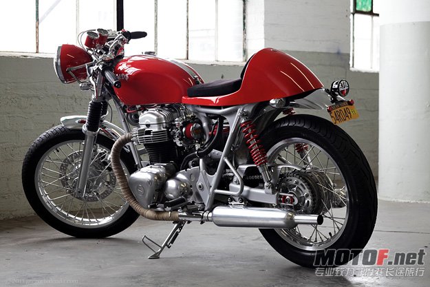 kawasaki-w650-custom-1.jpg