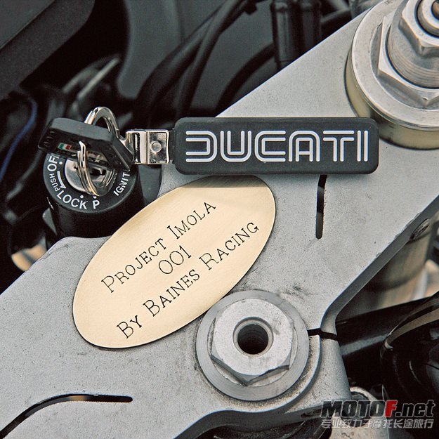 ducati-900-supersport-3.jpg