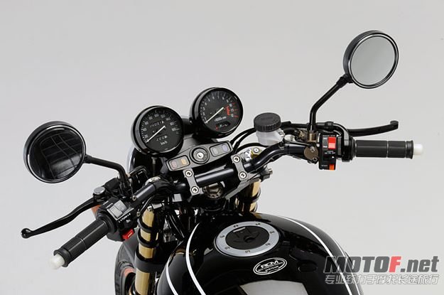 kawasaki-zephyr-750-2.jpg