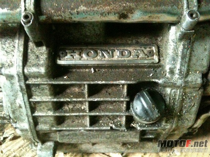 psbCA72RPHW.jpg