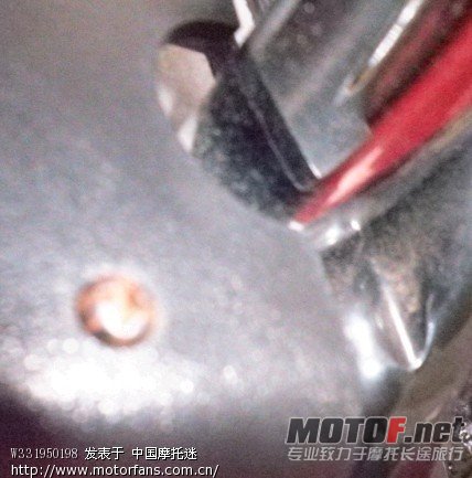 表盘螺丝的锈。才买一个月哦