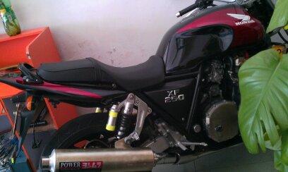 CB1000.jpg