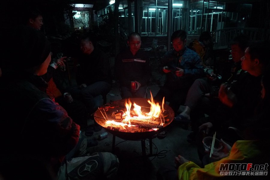 元旦爬鸡年会286.jpg