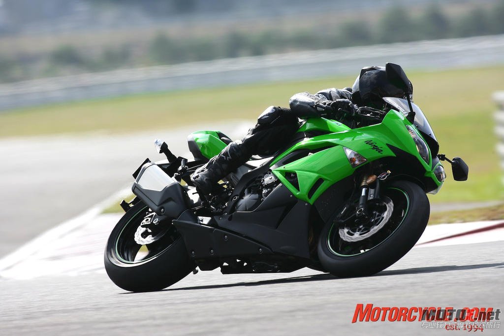 2009_Kawasaki_ZX6R_392O9995.jpg