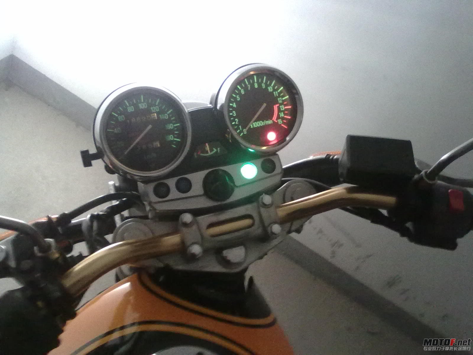20120108684.jpg