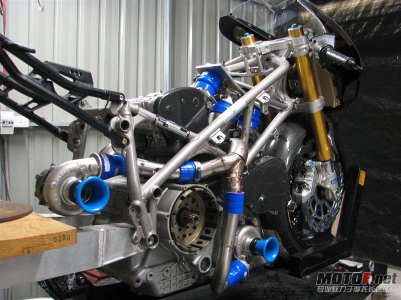 999TWINTURBO-019.jpg