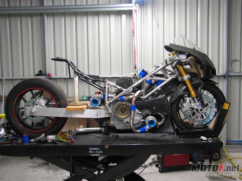 999TWINTURBO-020.jpg
