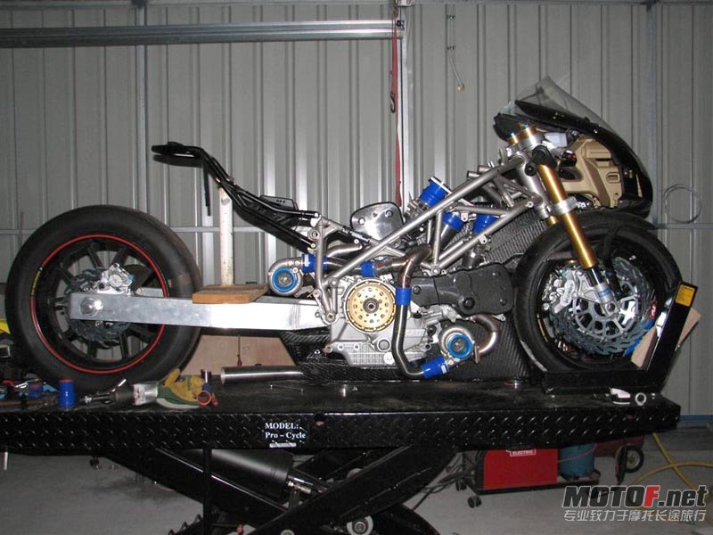 999TWINTURBO-021.jpg