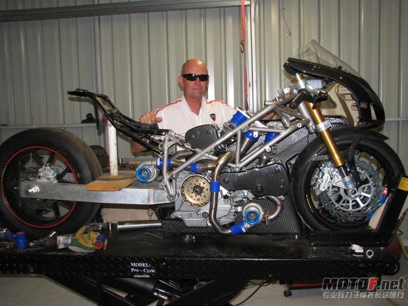 999TWINTURBO-023.jpg