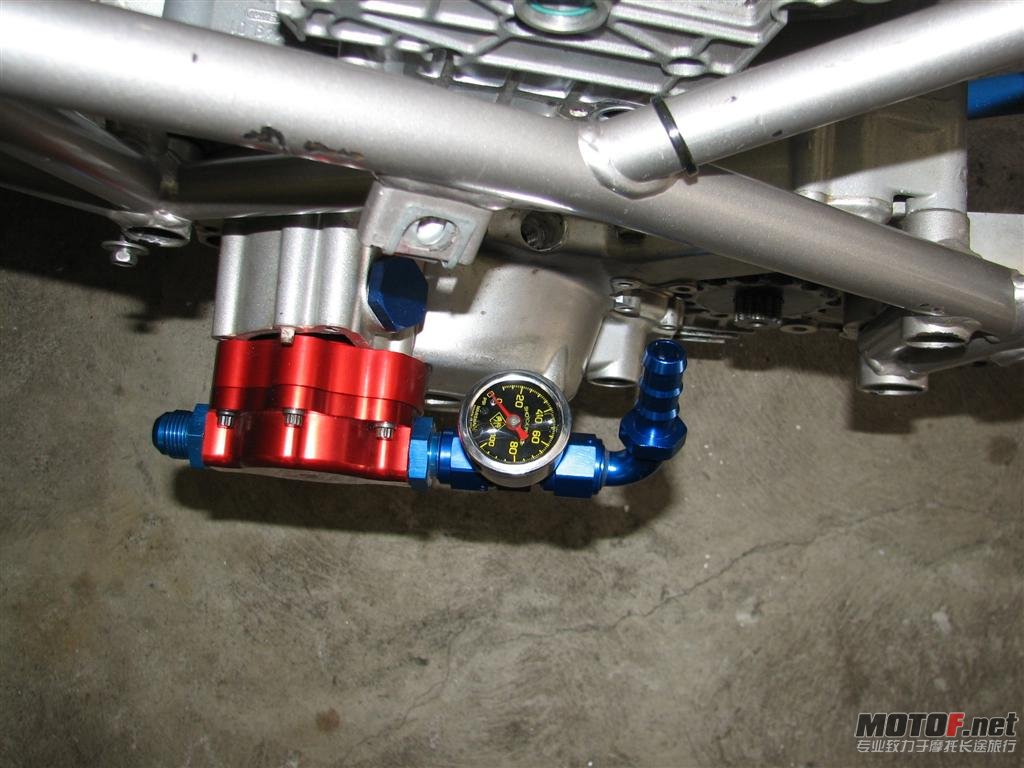 041308TWINTURBO219.jpg