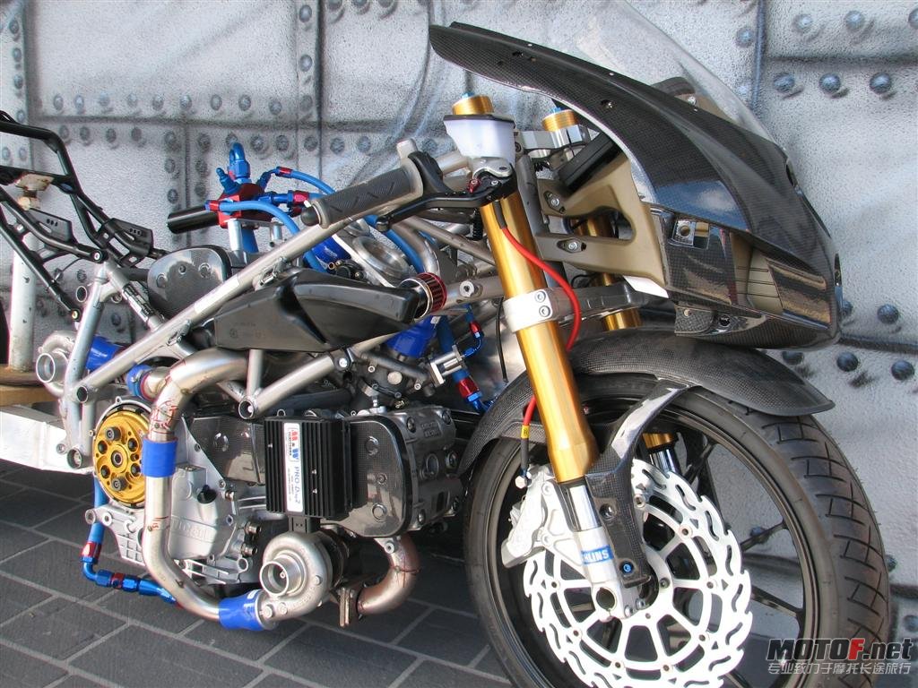 041408twinturbo-011.jpg