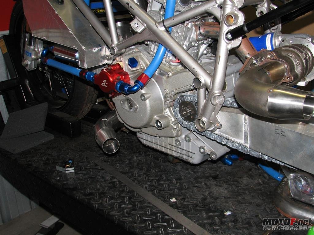052008TWINTURBODRAGBIKE008.jpg