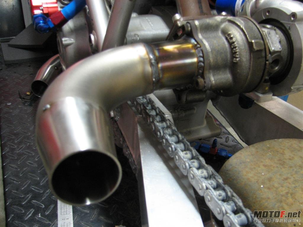 052108TWINTURBODRAGBIKE015.jpg
