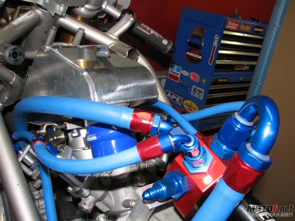 052108TWINTURBODRAGBIKE022.jpg