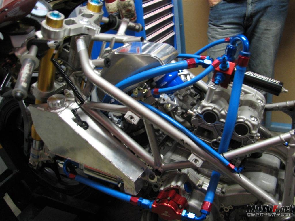 052108TWINTURBODRAGBIKE028.jpg